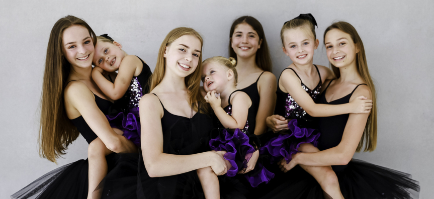 A group photo of Dynamite Premier Academy dancers 